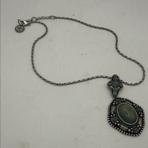 Jessica Simpson Silver Tone Statement Necklace Green Cabochon Pendant Boho
